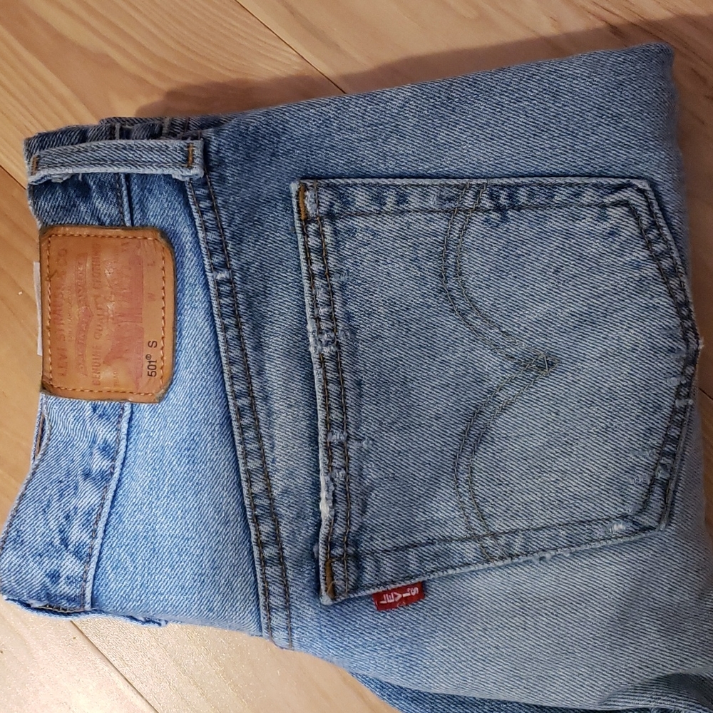 Levi's Size 27 501 Skinny Jeans